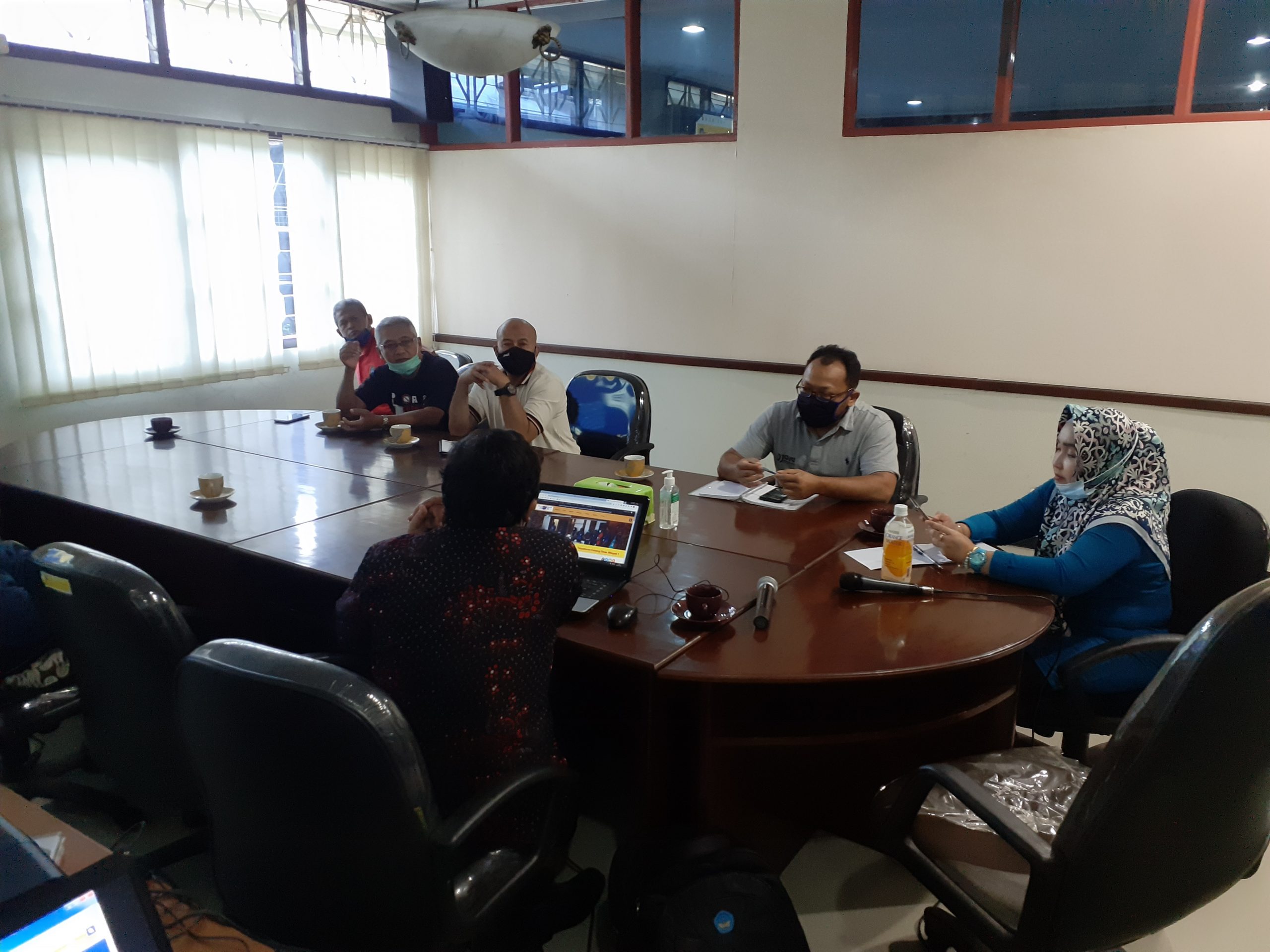 Rapat Evaluasi dan Pengembangan Website Cabang Dinas Wilayah 1