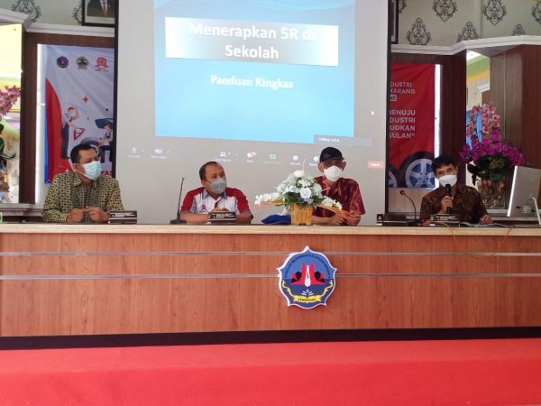SMKN 4 Semarang siap terapkan Budaya Kerja Industri SMKN 4 Semarang siap terapkan Budaya Kerja Industri