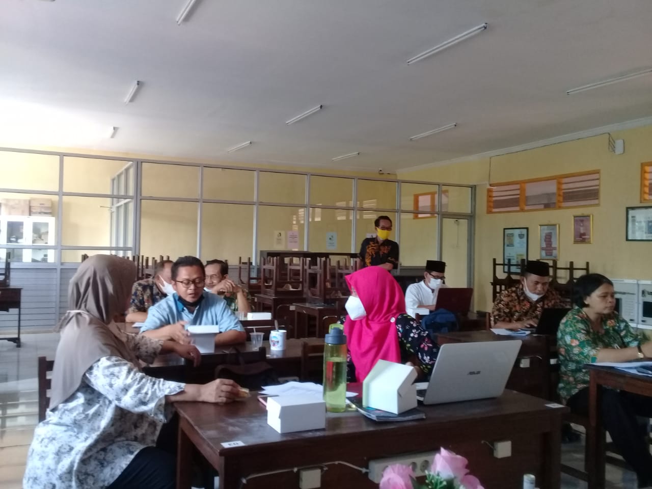 Guru SMKN 4 Semarang Aktif dan Bersemangat dalam Program Penyusunan ATP dengan Konsep Kompetensi,Konten dan Variasi (KKV)