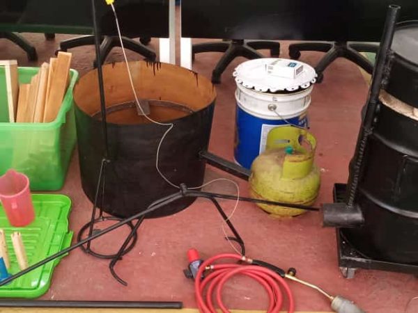 SMKN 4 Semarang “ Ukir Prestasi Tiada Henti” Terima Bantuan Alat Dapur Pelebur Logam dari Tim Pengabdian Masyarakat UNNES