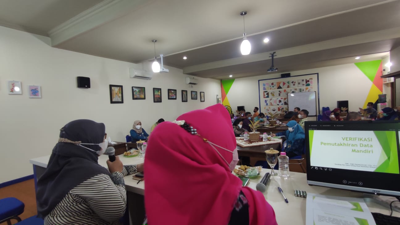 Pembekalan Verifikator PDM SAPK oleh Cabdin 01 Pembekalan Verifikator PDM SAPK oleh Cabdin 01