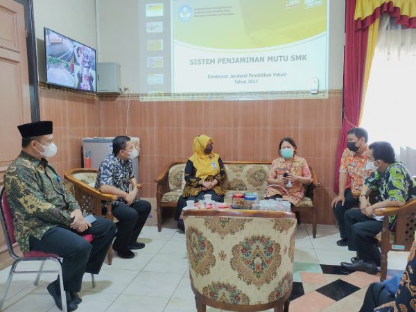 Verifikasi APM SMK 2.1 di SMK Negeri 5 Semarang