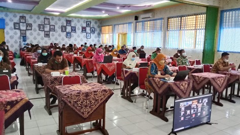 Diklat Pengembangan Keprofesionalan Berkelanjutan (PKB) Guru SMKN 4 Semarang