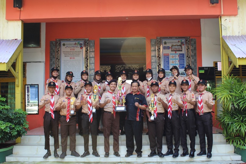 SMK N 4 SEMARANG COMEBACK BORONG JUARA SMK N 4 SEMARANG COMEBACK BORONG JUARA