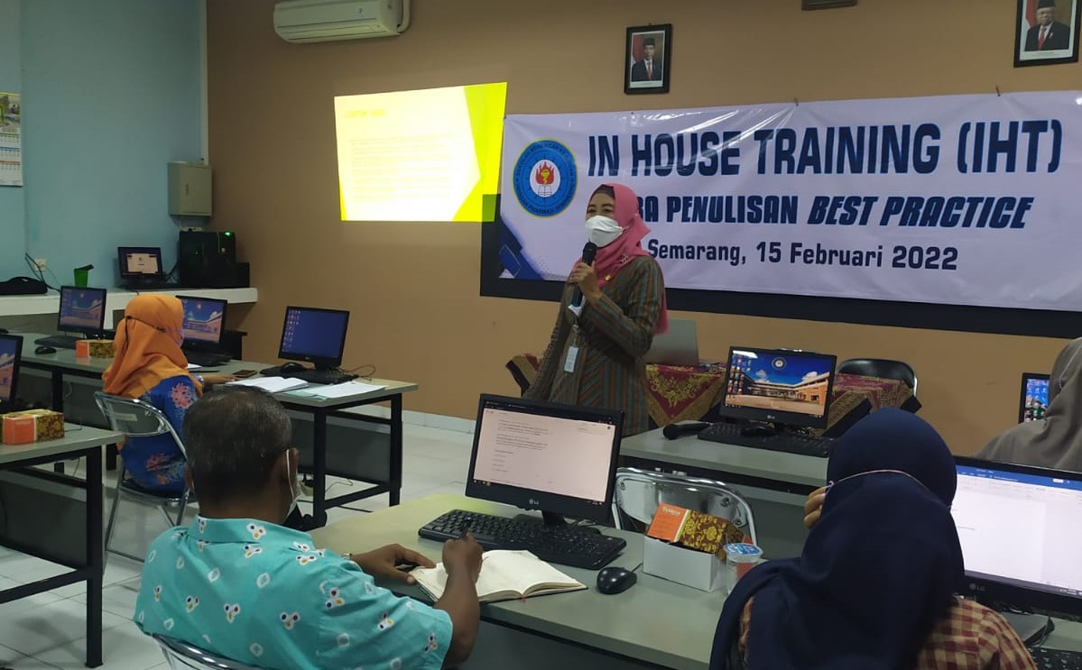 Meningkatkan Kemampuan Guru Dalam Membuat Karya Ilmiah Melalui Kegiatan IHT Penulisan Best Practise