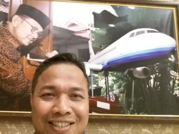 Memupuk Seni Anak Teknik