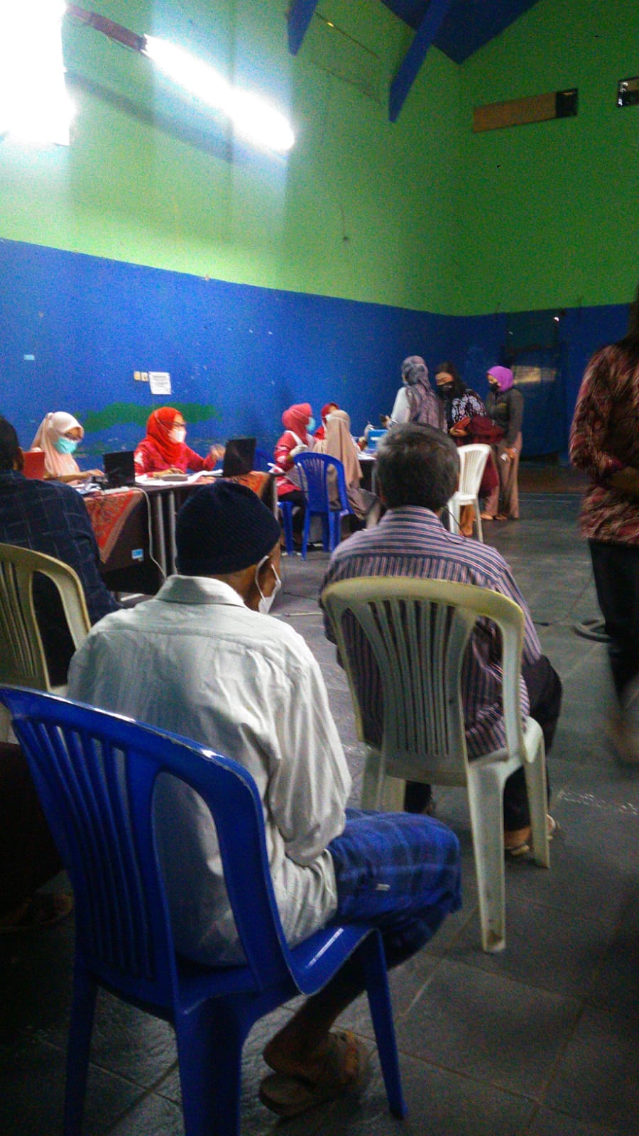 Booster bagi Guru dan Karyawan SMKN Satu Atap Tuntang