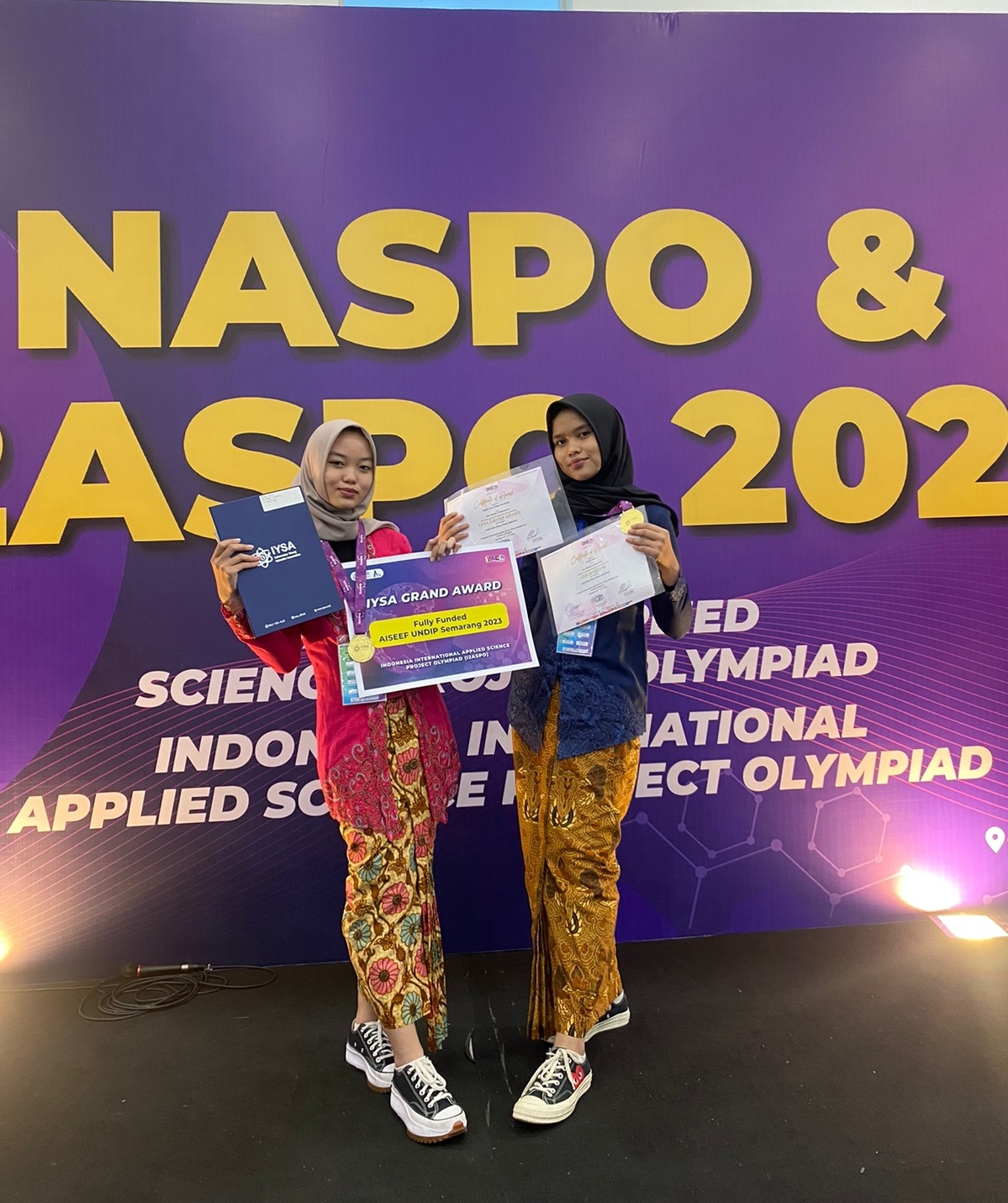 Siswa SMAN 11 Semarang Raih Gold Medals Event I2ASPO Siswa SMAN 11 Semarang Raih Gold Medals Event I2ASPO
