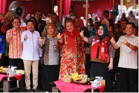 DIES NATALIS SMKN 6 SEMARANG KE 50: MEMBANGUN JIWA ENTREPRENEUR