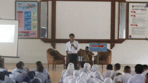Program Bersinar SMKN 10 Semarang Gandeng Direktorat Reserse Narkoba Polda Jateng