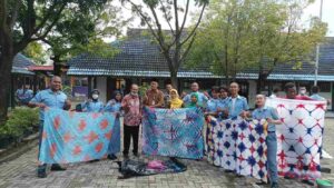 P5 SMKN 10 Semarang bertema Kearifan Lokal Membuat Batik