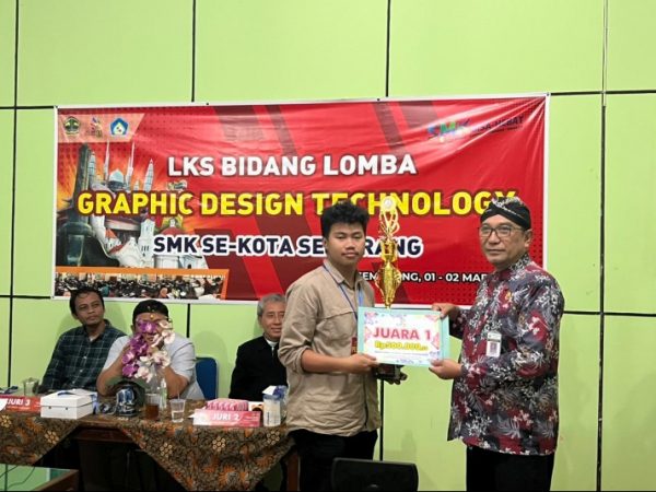 SMKN 11 Semarang Juara 1 LKS Teknologi Desain Grafis