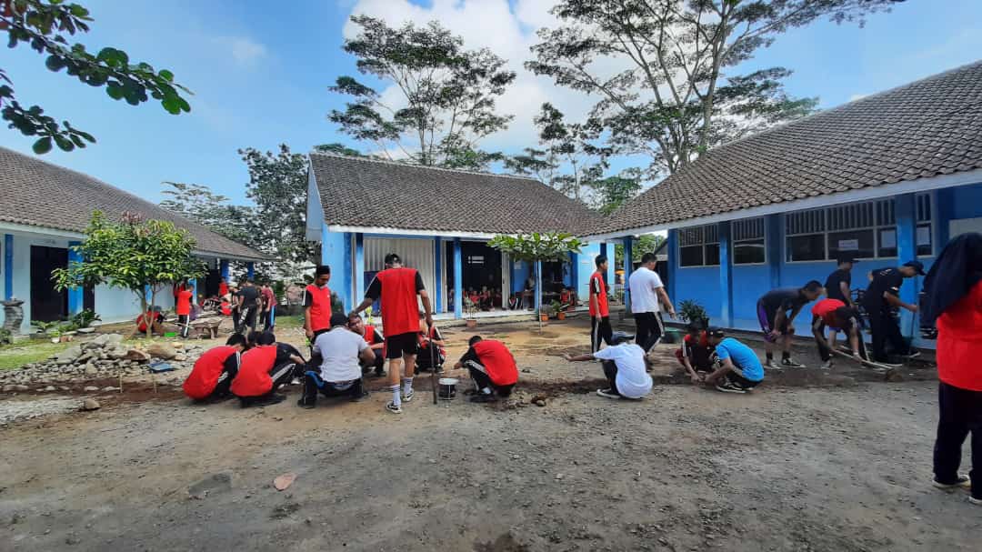 Jumat Bersih Sebagai Projek Kolaborasi Penerapan Mapel IPAS, Matematika dan P5 Jumat Bersih Sebagai Projek Kolaborasi Penerapan Mapel IPAS, Matematika dan P5