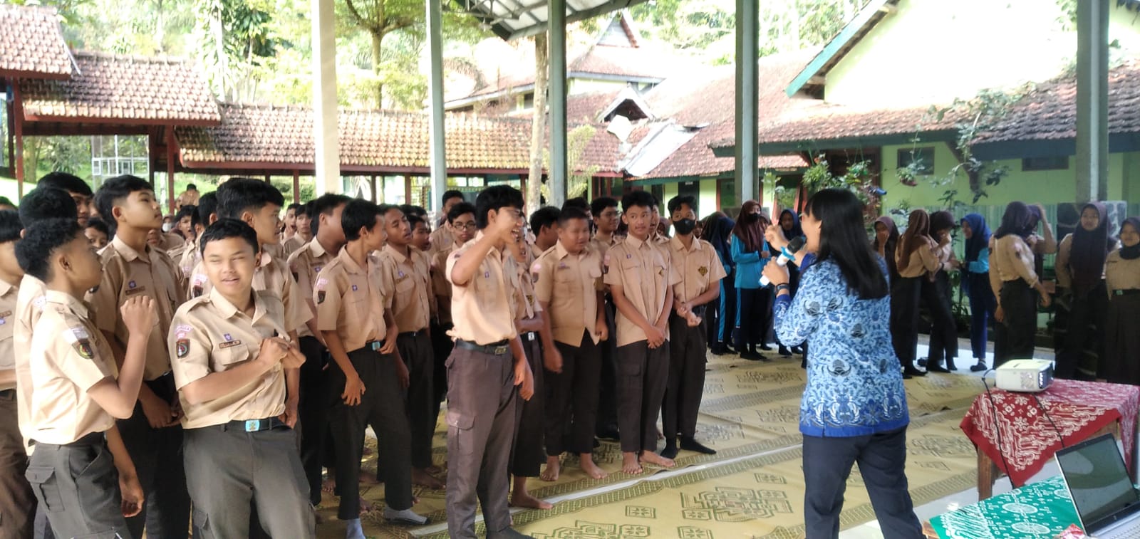 Roadshow SMKN 1 Tuntang Disambut Meriah SMPN 7 Salatiga Roadshow SMKN 1 Tuntang Disambut Meriah SMPN 7 Salatiga