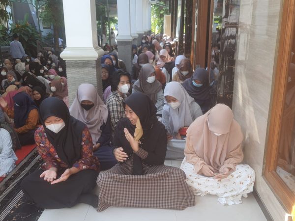 Nuzulul Quran SMAN 3 Semarang: Upaya Ciptakan Generasi yang Cerdas Secara Emosional, Intelektual, dan  Spiritual