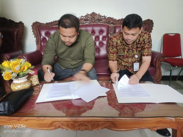 SMKN 10 Semarang Bikin Kelas Industri Motor Listrik Dengan United Electric Motor