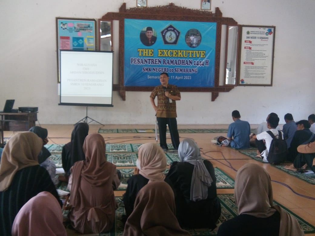 Kepala SMKN 10 Semarang Godok Calon Pengusaha Dalam Pesantren Ramadhan