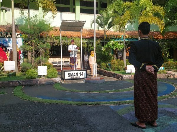 Peringati HARDIKNAS, Kepala SMAN 14 Menyampaikan: Anak-Anak Sekarang Bisa Belajar dengan Tenang