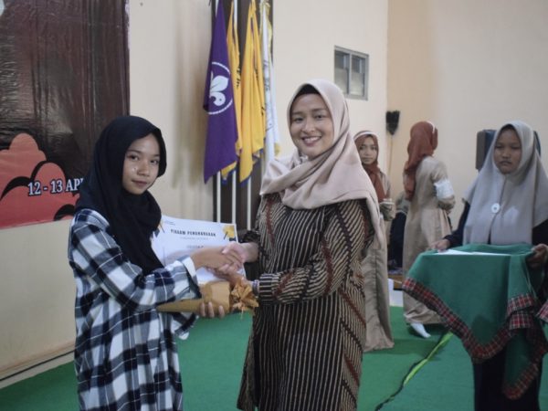 Lomba Sinopsis Pesantren Ramadan SMAN 1 Bringin 2023