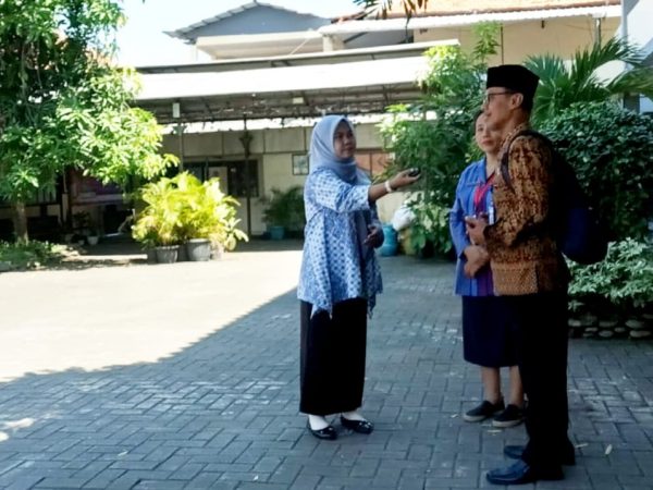 SMKN 10 Semarang Luncurkan Layanan Berita VHS 10 TV