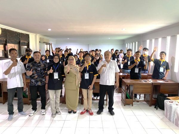 SMK N 3 Semarang Adakan Pelatihan Juru Gambar Building Information Modelling 