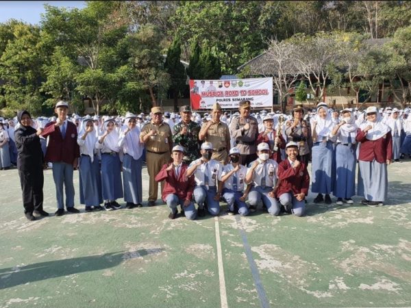 Muspida Road to SMAN 1 Tuntang : Disiplin dan Berilmu adalah Bekal di Masa Depan
