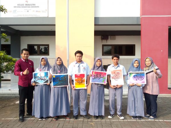 Enam Terbaik Unjuk Performa Seni Kaligrafi SMK Binusa