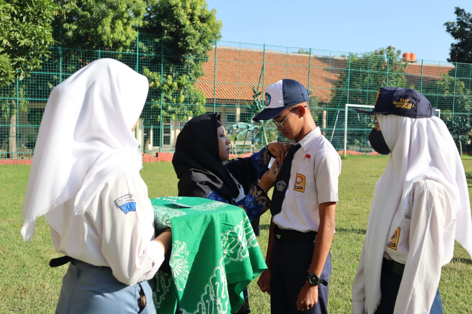 MPLS SMAN 11 Semarang: Bersama Wujudkan Generasi Cerdas Berkarakter MPLS SMAN 11 Semarang: Bersama Wujudkan Generasi Cerdas Berkarakter