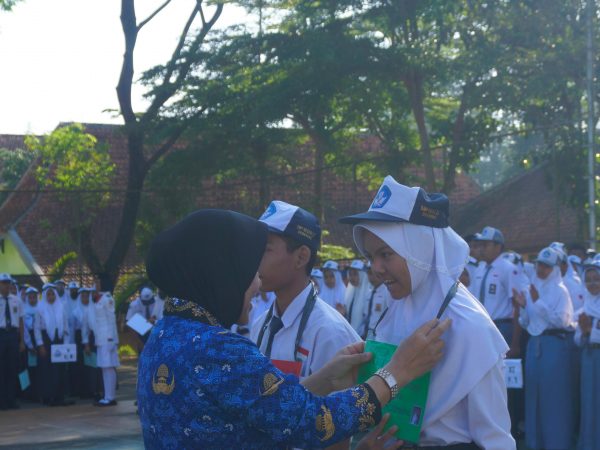 Berbangga dan Bergembira: Mengenal Lingkungan Sekolah dan Profil Pelajar Pancasilamelalui MPLS 2023/2024 di SMA Negeri 12 Semarang