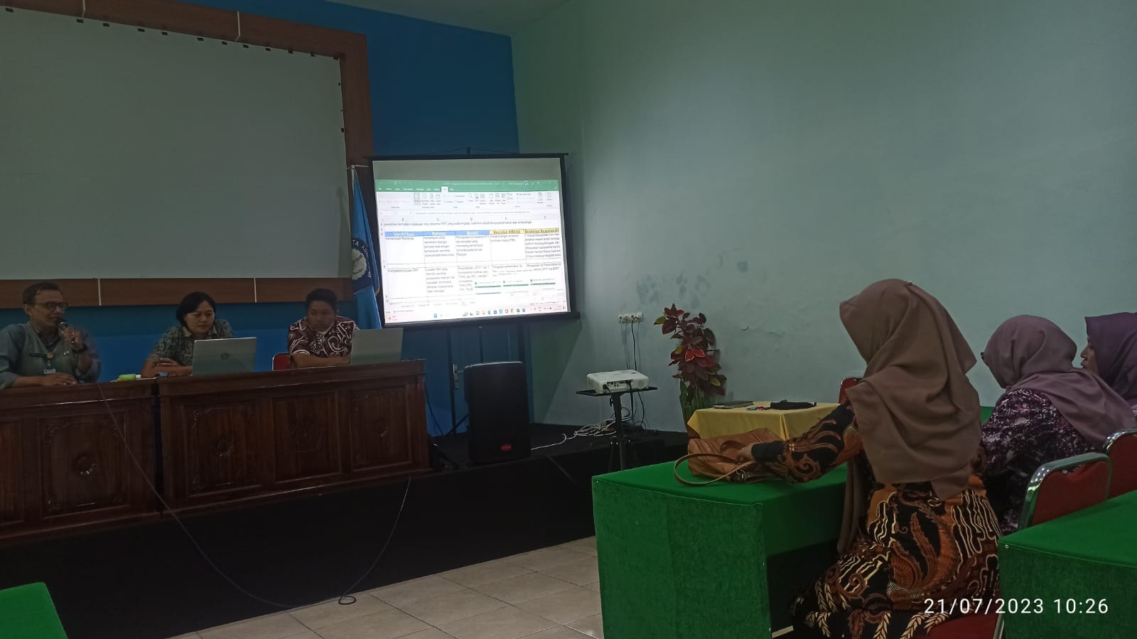 SMKN 10 Semarang Gelar Pertemuan untuk Susun Tugas PBD dari BBPPMPV Seni Budaya
