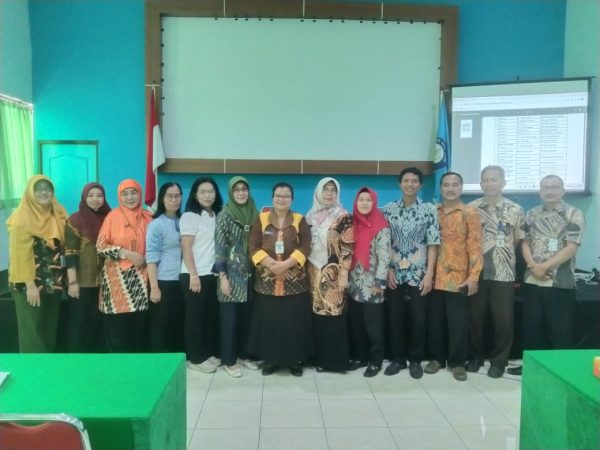 Pertemuan MGMP Sejarah SMK Kota Semarang di SMKN 10 Semarang