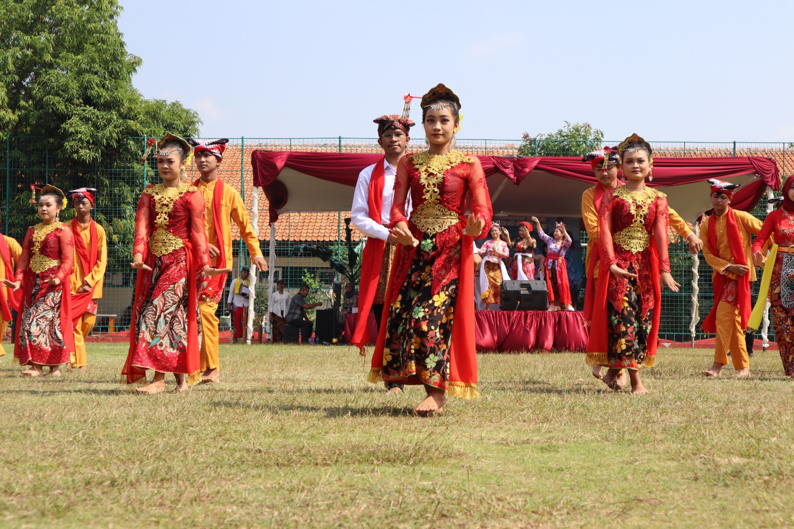 Gelar Karya P5 SMAN 11 Semarang, Bergerak Serentak Wujudkan Merdeka Belajar Gelar Karya P5 SMAN 11 Semarang, Bergerak Serentak Wujudkan Merdeka Belajar