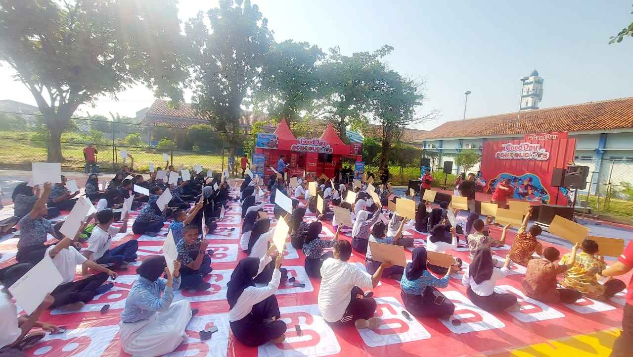 SMKN 10 Semarang dan Good Day Gelar Kolaborasi Spektakuler "Good Day Schoolicius" SMKN 10 Semarang dan Good Day Gelar Kolaborasi Spektakuler "Good Day Schoolicius"