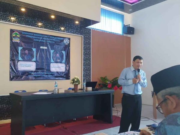 SMKN 1 Blado Batang Undang KS SMKN 10 Semarang Dalam Workshop Pengembangan Kerjasama dengan Industri