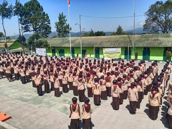 Realisasikan Pendidikan Karakter, Harapan Pembina: Karakter Siswa Lebih Baik