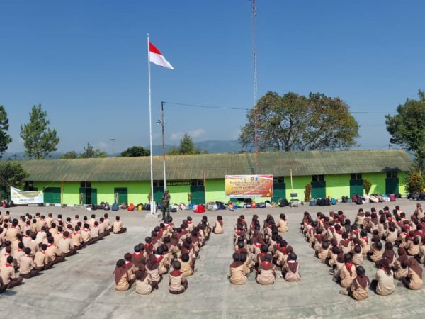 SMAN 14 Tanamkan Pendidikan Karakter melalui Outing Class