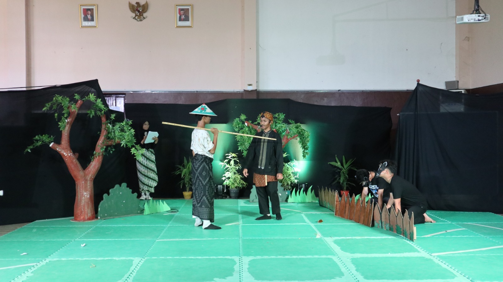 SMAN 5 Semarang Menghidupkan Sejarah Melalui Projek P5 ‘Semarang Dalam Bingkai Tradisi’ SMAN 5 Semarang Menghidupkan Sejarah Melalui Projek P5 ‘Semarang Dalam Bingkai Tradisi’