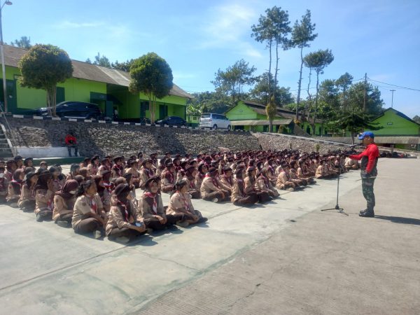 SMAN 14 Semarang Adakan Edukasi Berkarakter Melalui Pramuka