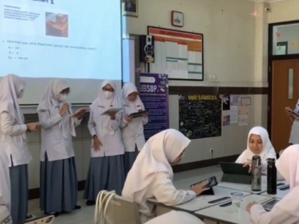 Tingkatkan Prestasi Belajar  Siswa melalui Model Pembelajaran Problem-Based Learning (PBL) 