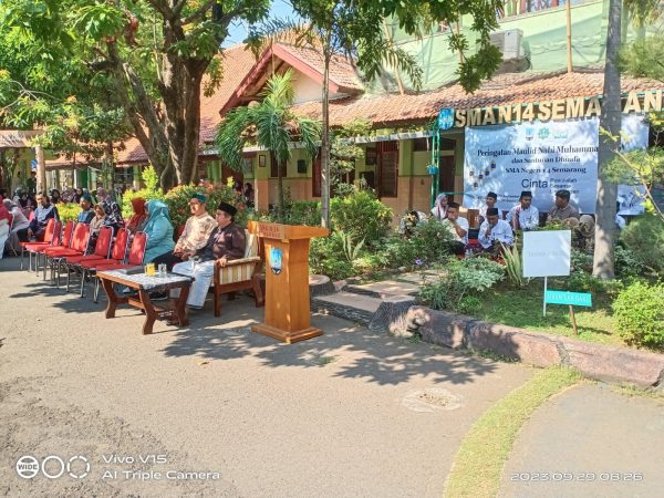SMAN 14 Semarang Adakan Literasi Kerohanian melalui Peringatan Maulid Nabi SAW