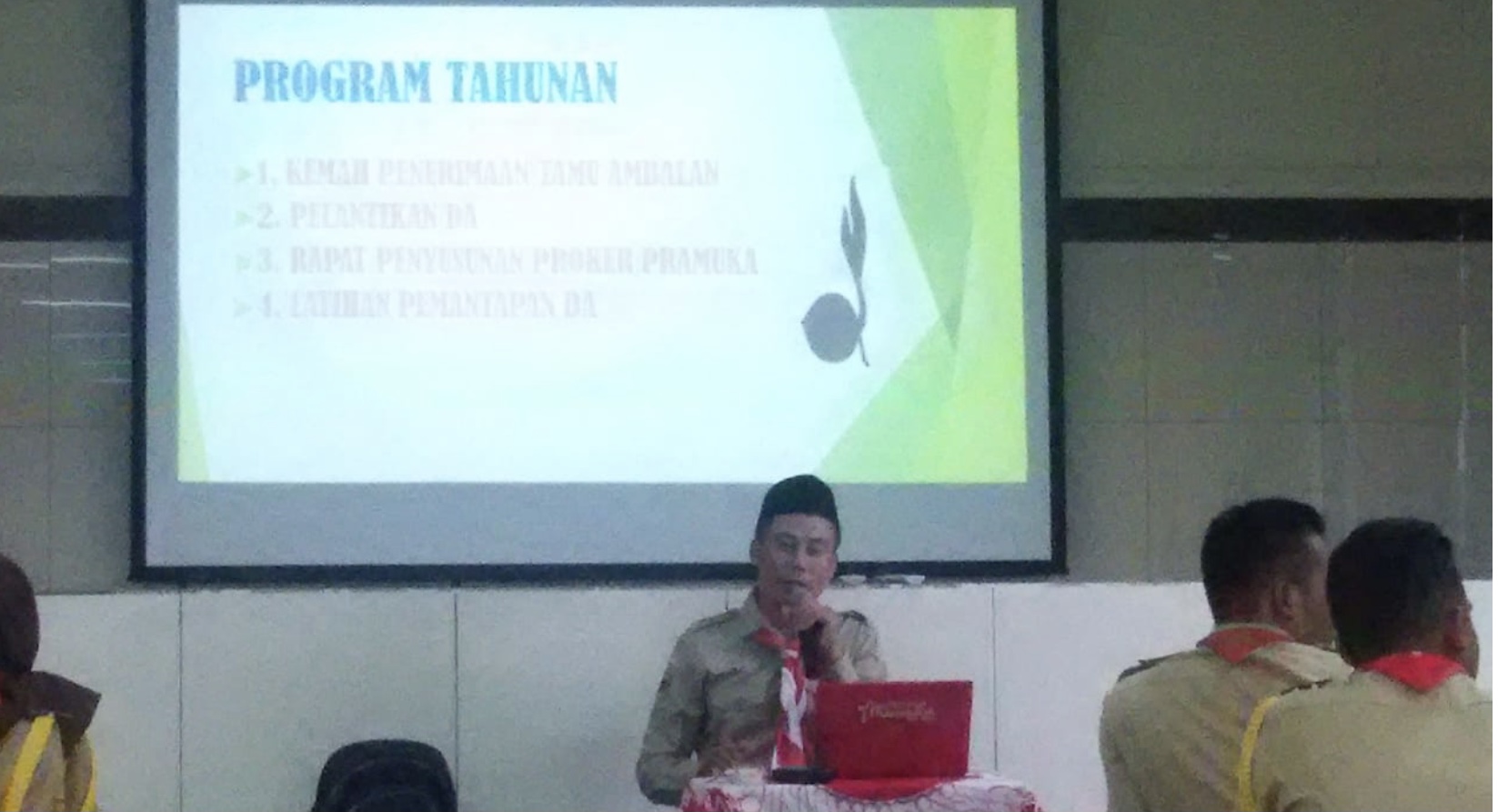 Pramuka Penegak: Membentuk Pemimpin Masa Depan Pramuka Penegak: Membentuk Pemimpin Masa Depan