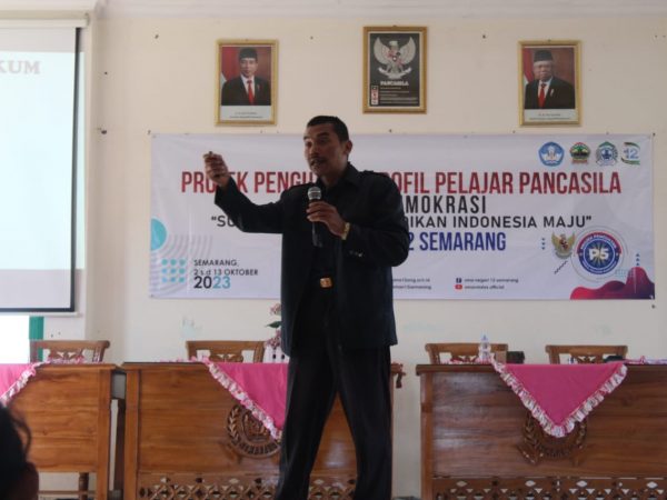 SMAN 12 Semarang Membangun Kesadaran Demokrasi Melalui P5 Tema ‘Suara Demokrasi’