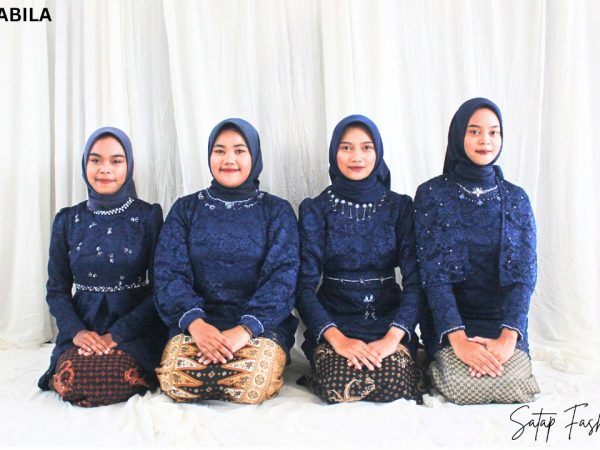 Photo Produk Sebagai Rangkaian Pembelajaran Jurusan Tata Busana SMKN Satu Atap Tuntang
