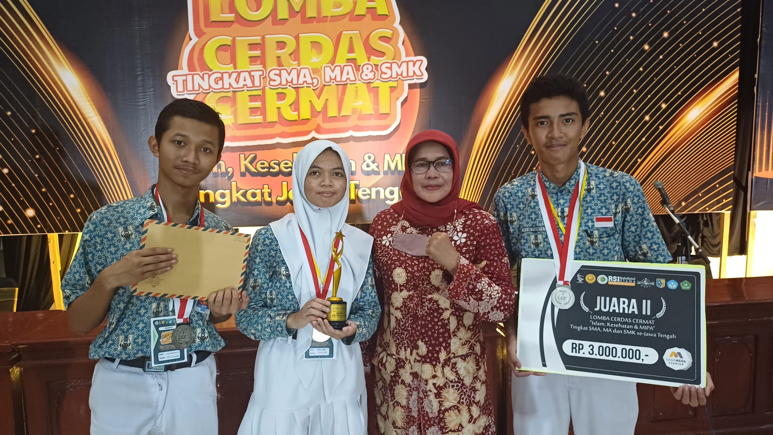 Prestasi Tim SMAN 5 Semarang di Lomba Cerdas Cermat RSINU Demak 2023 Prestasi Tim SMAN 5 Semarang di Lomba Cerdas Cermat RSINU Demak 2023