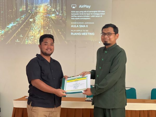 Alumni Mengajar: Dekatkan Siswa dengan Dunia Wirausaha Lebih Dini
