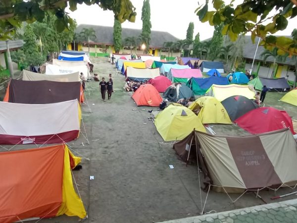 SMKN 1 Kaliwungu Gelar Kemah Perjusa, Siswa Diajak Latih Kedisiplinan dan Karakter