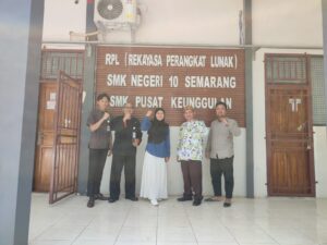Kepala SMKN 10 Semarang Raih Skor Kepuasan Tertinggi dari Warga Sekolah