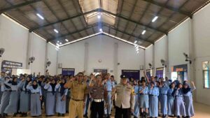 Sosialisasi Semarang Zero Kenalpot Broong di SMKN 10 Semarang Sukses Digelar
