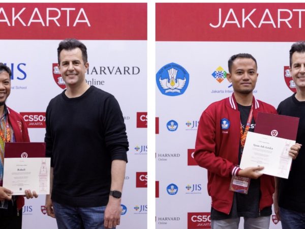 Dua Guru SMK di Kota Semarang Lulus Kompetensi Coding pada Program Microcredential  CS50x Indonesia - Harvard University