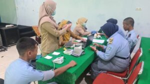Puskesmas Bulu Lor Implementasikan Program GERMAS di SMKN 10 Semarang